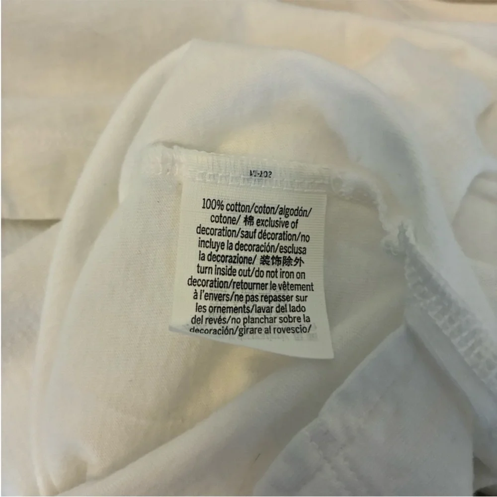 ❤️$10 PINK pride tee - Picture 5 of 6